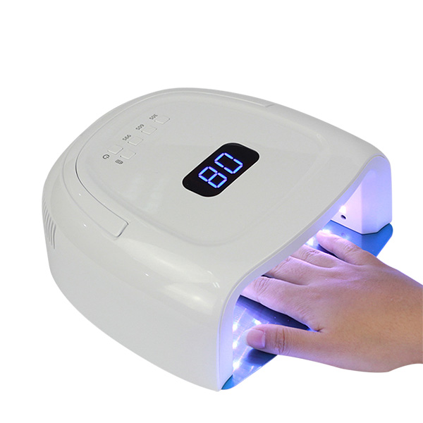 Cosa rende la lampada a indugire a cordone da 72 W con 42 LED e una batteria da 15600 mAh l'ultimo asciugacapelli per i professionisti?